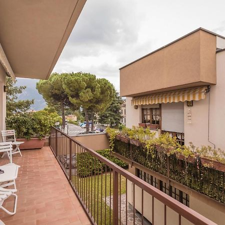 Easywelcome - Casa Saronni เบลลาโจ ภายนอก รูปภาพ
