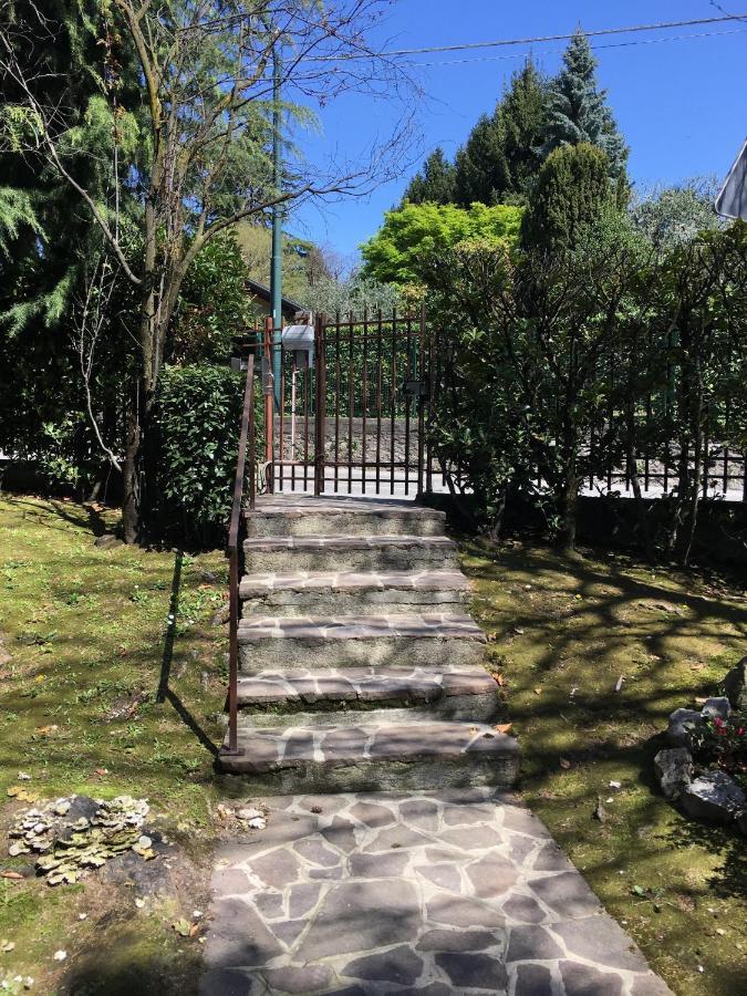 Easywelcome - Casa Saronni เบลลาโจ ภายนอก รูปภาพ