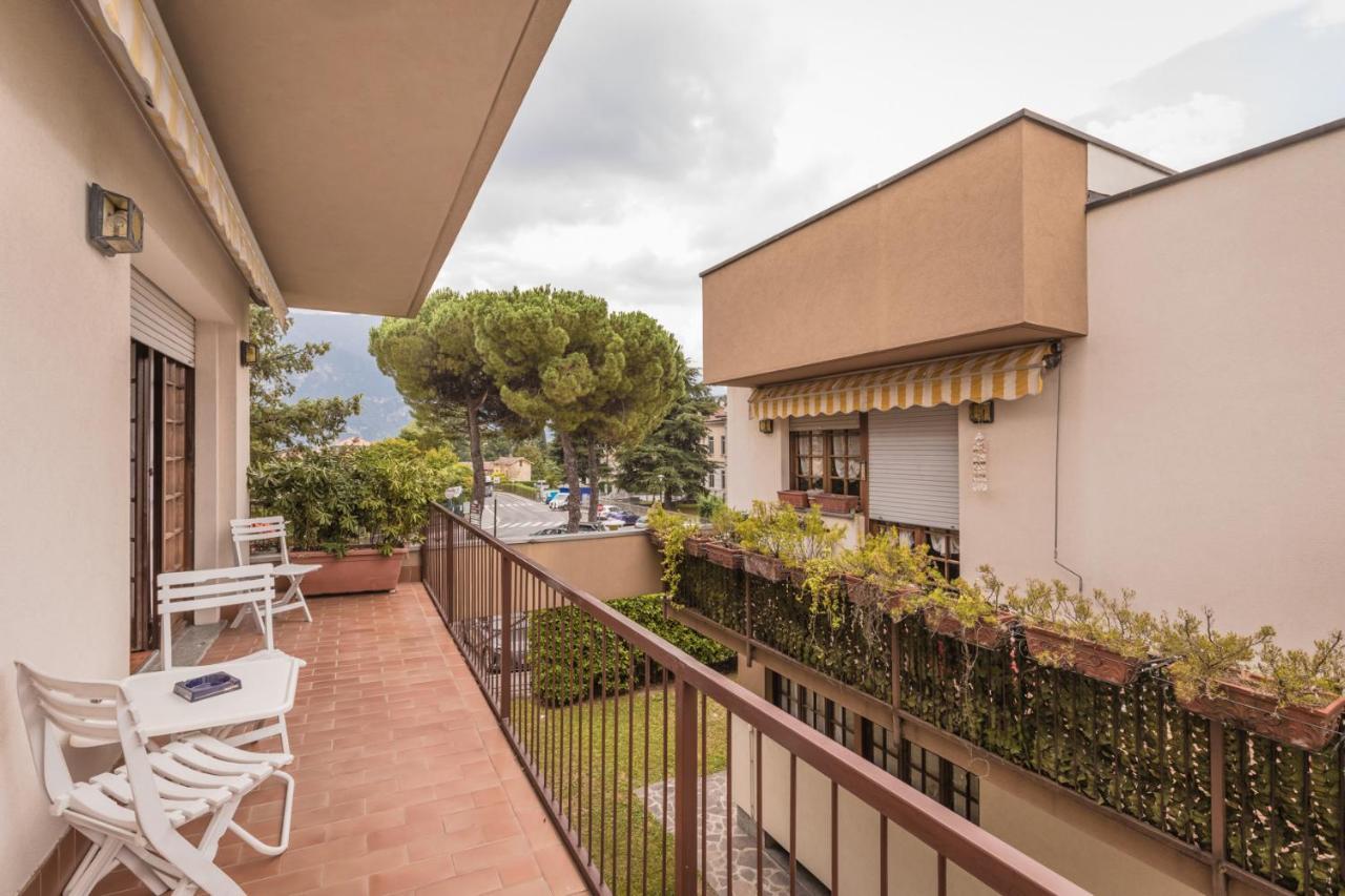 Easywelcome - Casa Saronni เบลลาโจ ภายนอก รูปภาพ