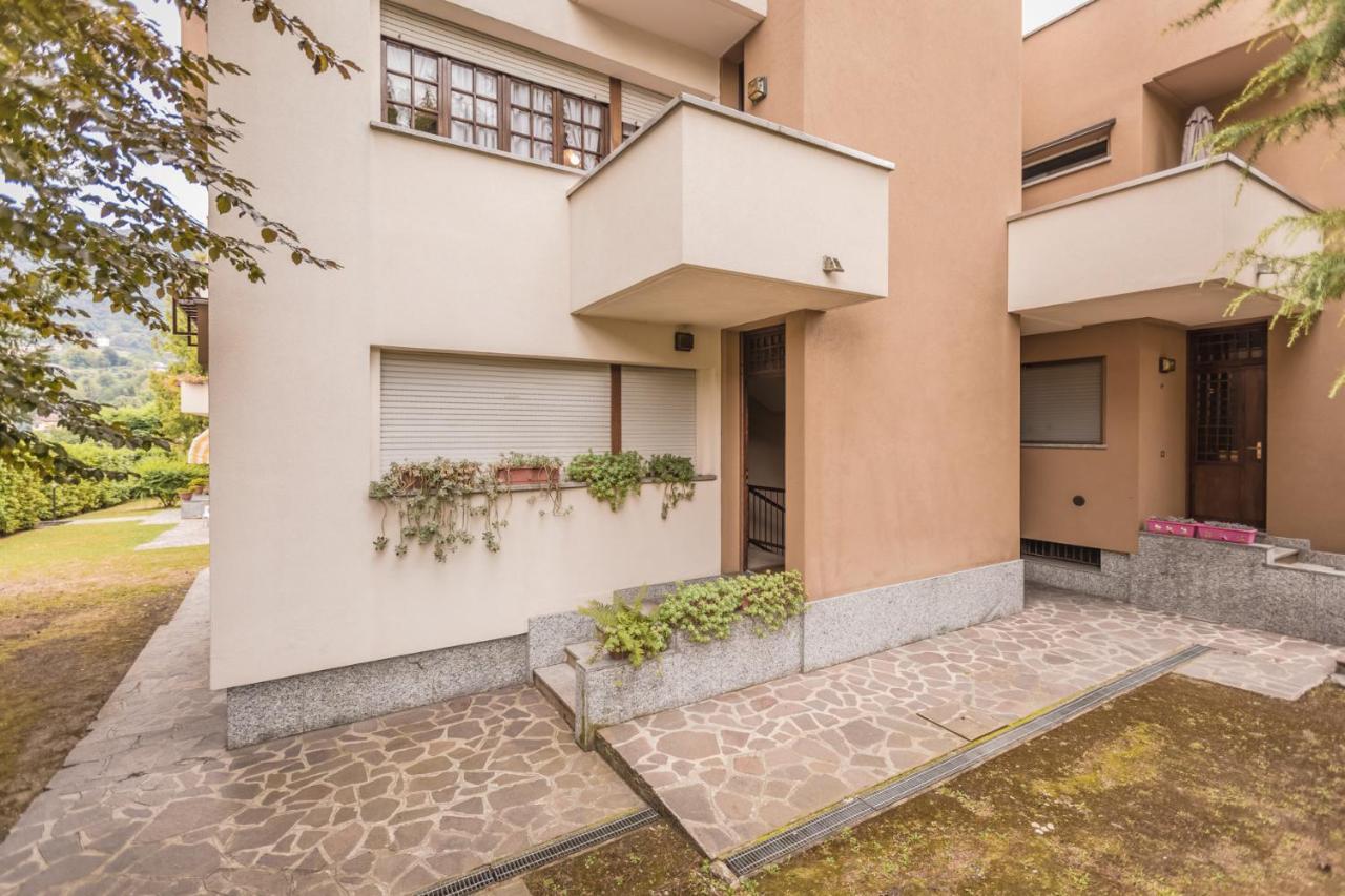 Easywelcome - Casa Saronni เบลลาโจ ภายนอก รูปภาพ