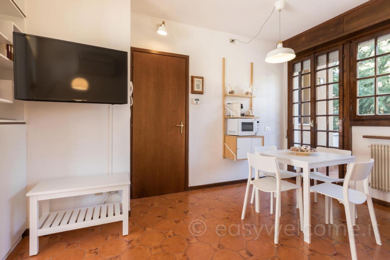 Easywelcome - Casa Saronni เบลลาโจ ภายนอก รูปภาพ