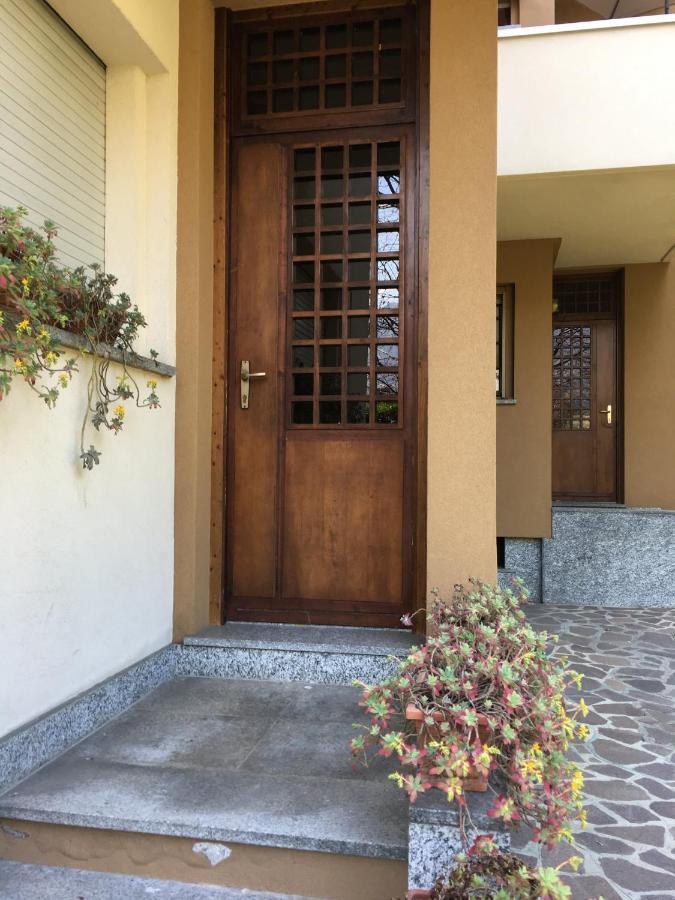 Easywelcome - Casa Saronni เบลลาโจ ภายนอก รูปภาพ